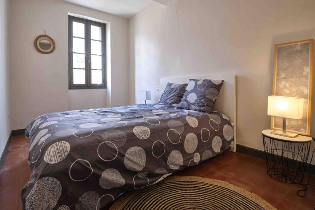 Centre 75m2, Avec 3 * Carcassonne